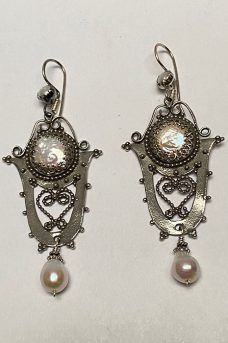 Sterling Silver, Pearls Musi earrings