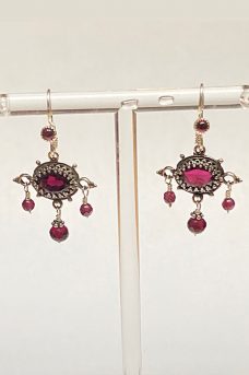 Sterling Silver, Garnets Earrings